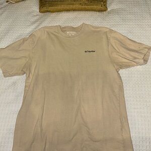 Columbia Men's Beige Short Sleeve Tee